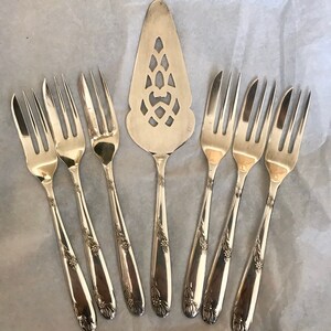 Large Serving Fork Old English Pattern Silver Plated 1920s 103312E