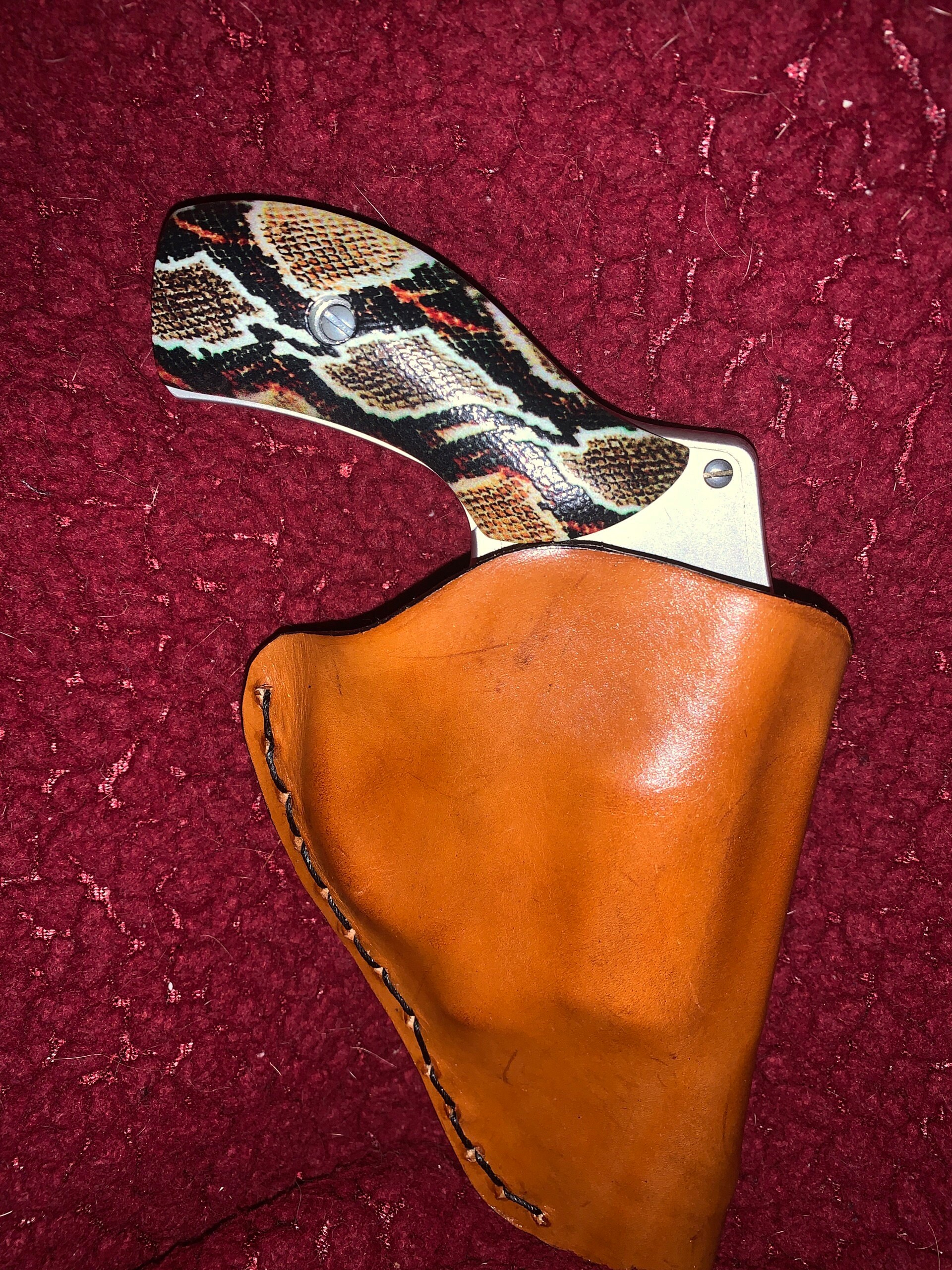 Smith & Wesson Leather Holster, J Frame Brown Concealed or Open Carry with Belt Clip, Right or Left Handed