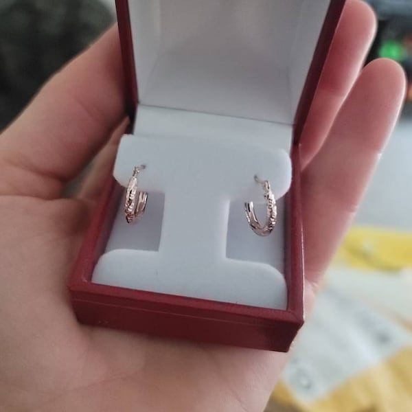 14k solid gold small hoops fancy hand engraved hoop earrings tornado