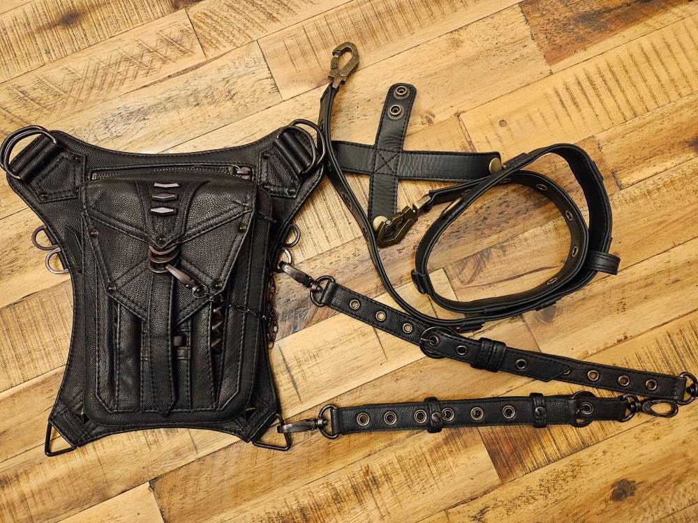 MS. MONEY PENNY Leather Holster and Hip Bag