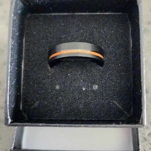 Anello della foresta di tungsteno - Italia