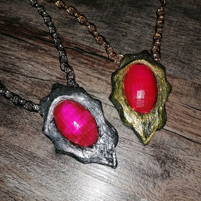 Collana Ciondolo DmC Devil May Cry – Dante Vergilio Nephilim Rosso Blu Regalo