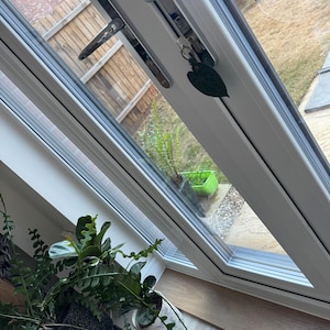 Lindsy added a photo of their purchase