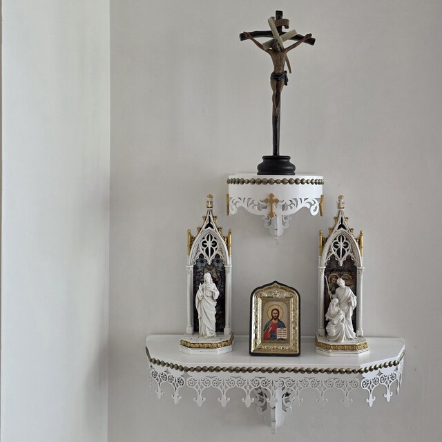 Wooden Wall Altar Shelf: Christian Orthodox Iconostasis, Walnut