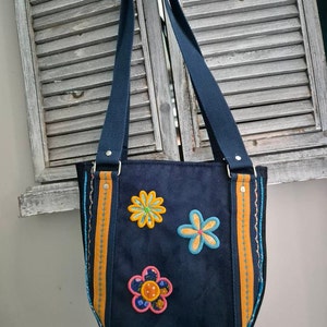 Manue added a photo of their purchase