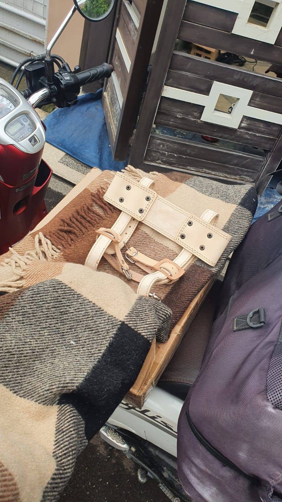 Leather Blanket Roll Camping Gear Motorcycle Rider Cover holder for