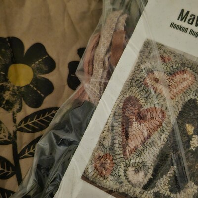 Rug Hooking Pattern on Linen Antique Flower Basket - Etsy