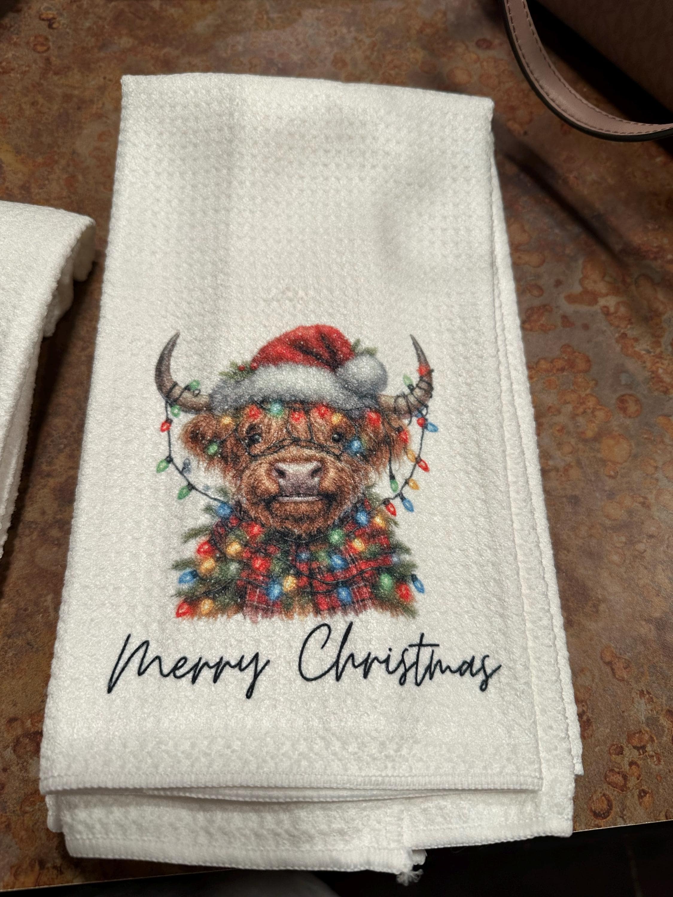 Christmas Lights Highland Cow Towel- Christmas Kitchen Towel- Tea Towel- Dish Towel- Christmas Kitchen Decor- Christmas Decor- Home Decor