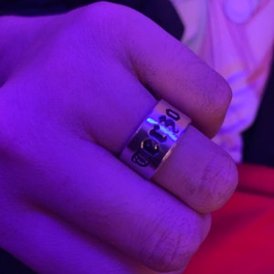 𝔪𝔞𝔠𝔨𝔢𝔫𝔷𝔦𝔢 added a photo of their purchase