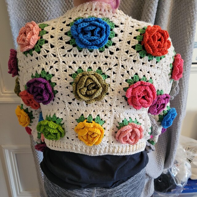 Treat ürself Rose flower motif cardigan Rose flower motif short sleeve cardigan | Treat