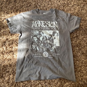 Nóri added a photo of their purchase