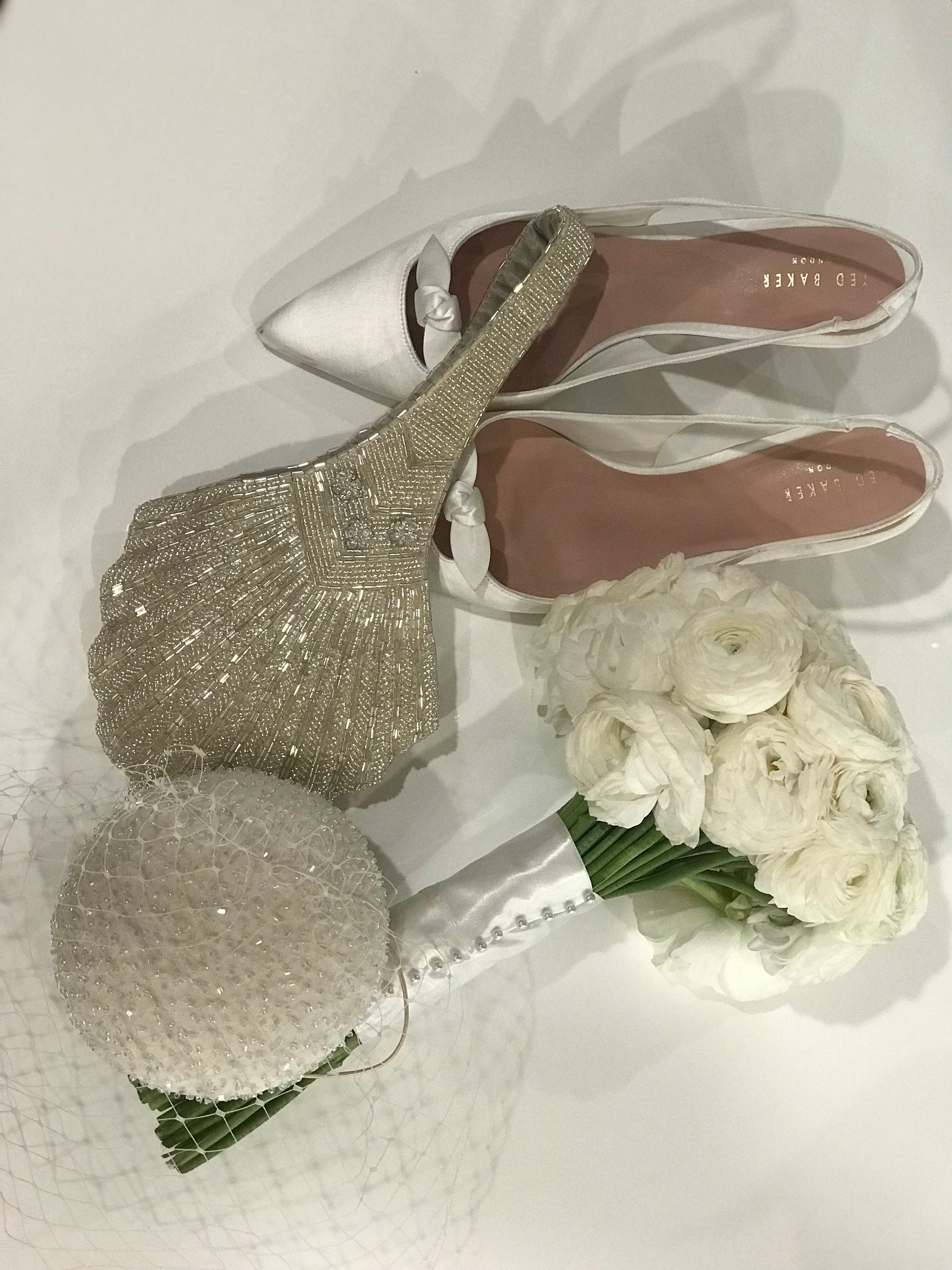 Bridal Clutch, Wedding Clutch, Shell Shaped Beaded Wristlet,Couture Silver Bead Bag,Art Deco Bride Purse,Designer Statement Piece