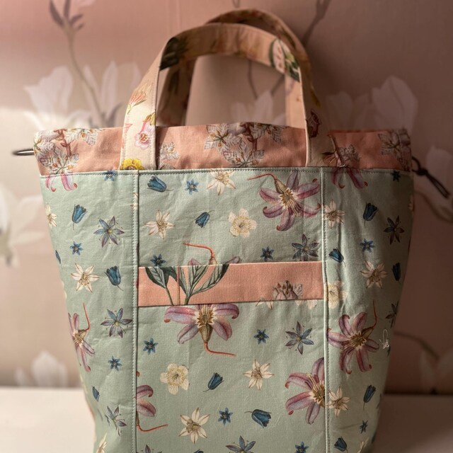 Maxine Drawstring Tote Sewing Pattern: Beginner Project Bag, VIDEO