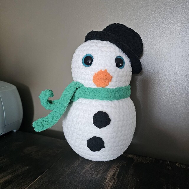雪だるまのかぎ針編みパターン、チリーチャーリー、クリスマス、編み