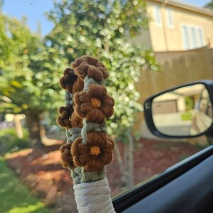 Yadira added a photo of their purchase
