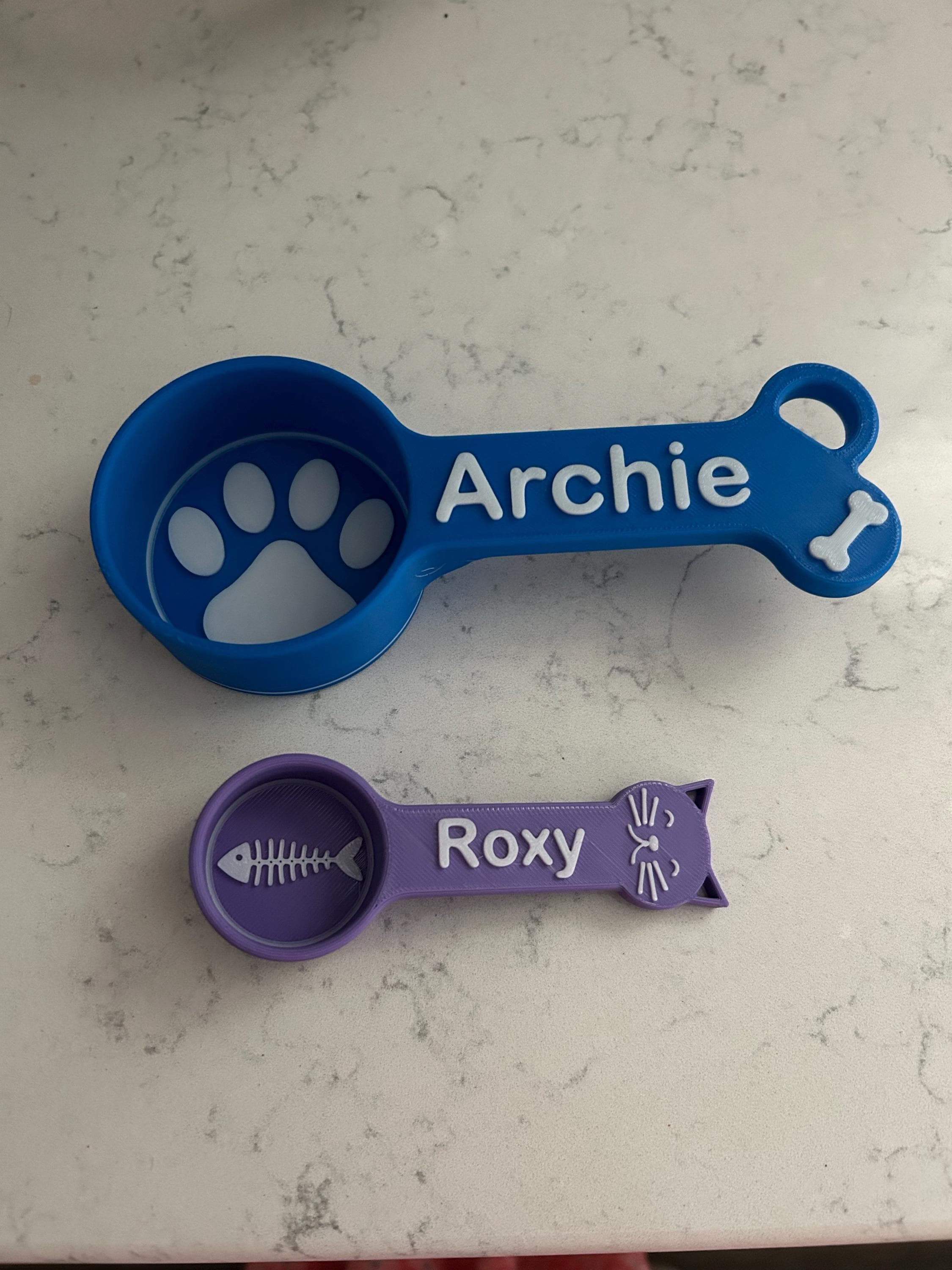 Personalisierter Futterlöffel für Katzen, Messbecher für Tierfutter mit Namen, Kibble Scoop, Individuelle Geschenkidee für Katzen