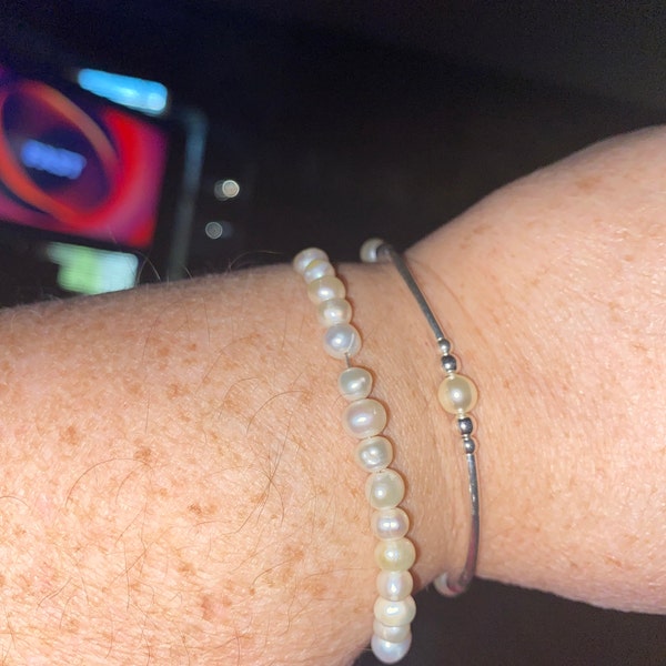 Pearl Grateful Pattern 4mm Bead Bracelet, 6mm Gold main image 1