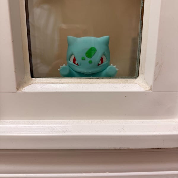 Bulbasaur Smooshed PC Case Display – 3D Printed Window Decor – 4” Plant ...