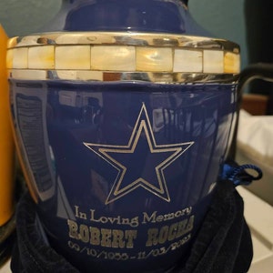 Magdalena added a photo of their purchase