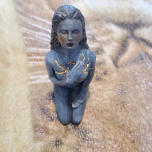 Pina added a photo of their purchase