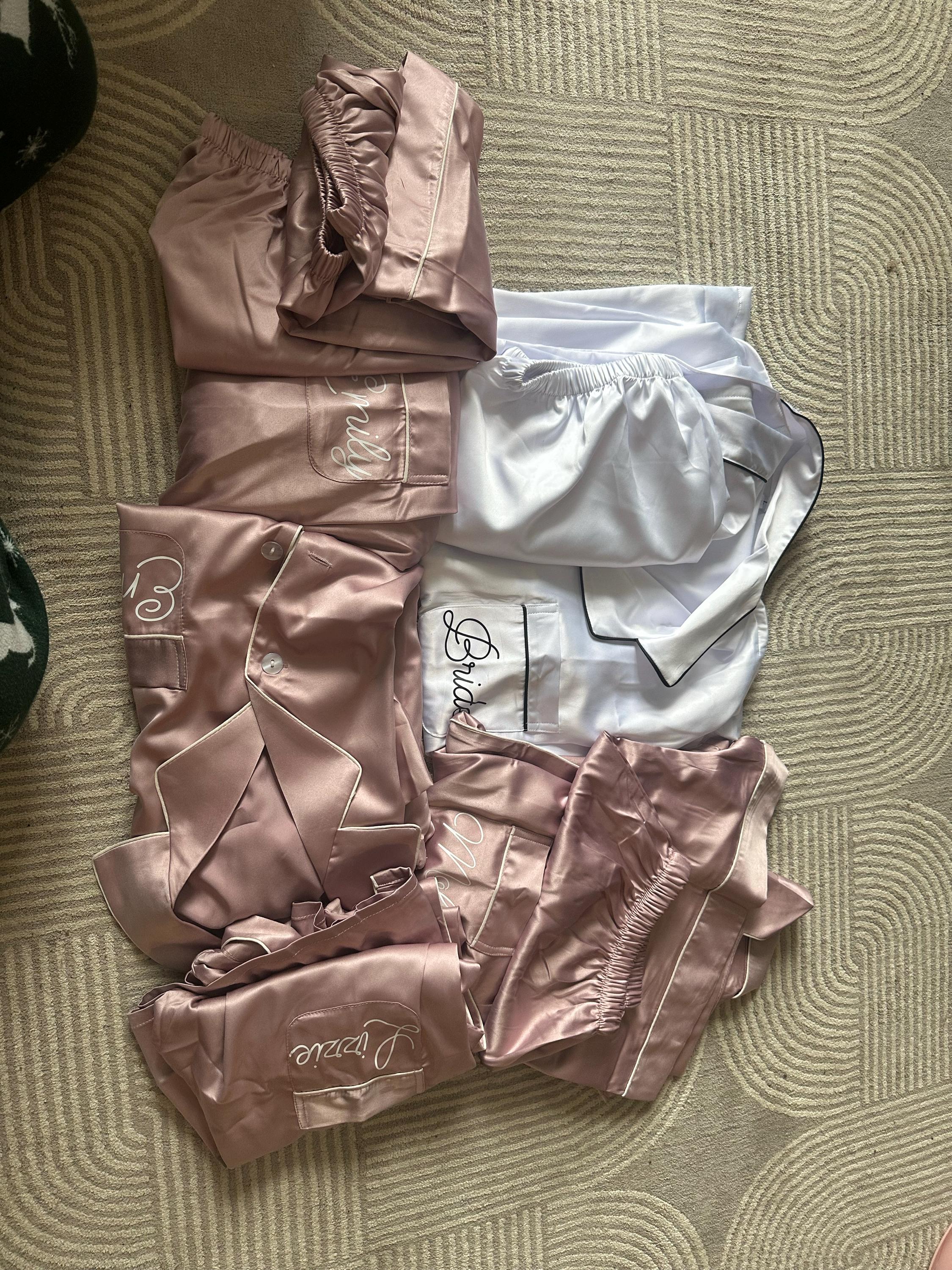 Bridesmaid Pajamas Set of 5,6,7, Bridesmaids Matching PJs, Satin Pyjama Set, Bridal Shower Gifts