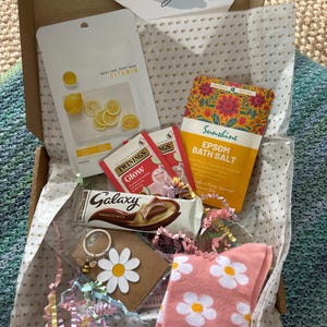 Robyn-Leigh added a photo of their purchase