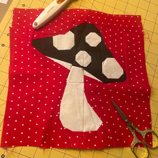 Toadstool FPP Quilt Block PDF Pattern - 3 Block Sizes - Etsy