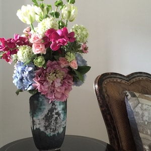Victoria added a photo of their purchase