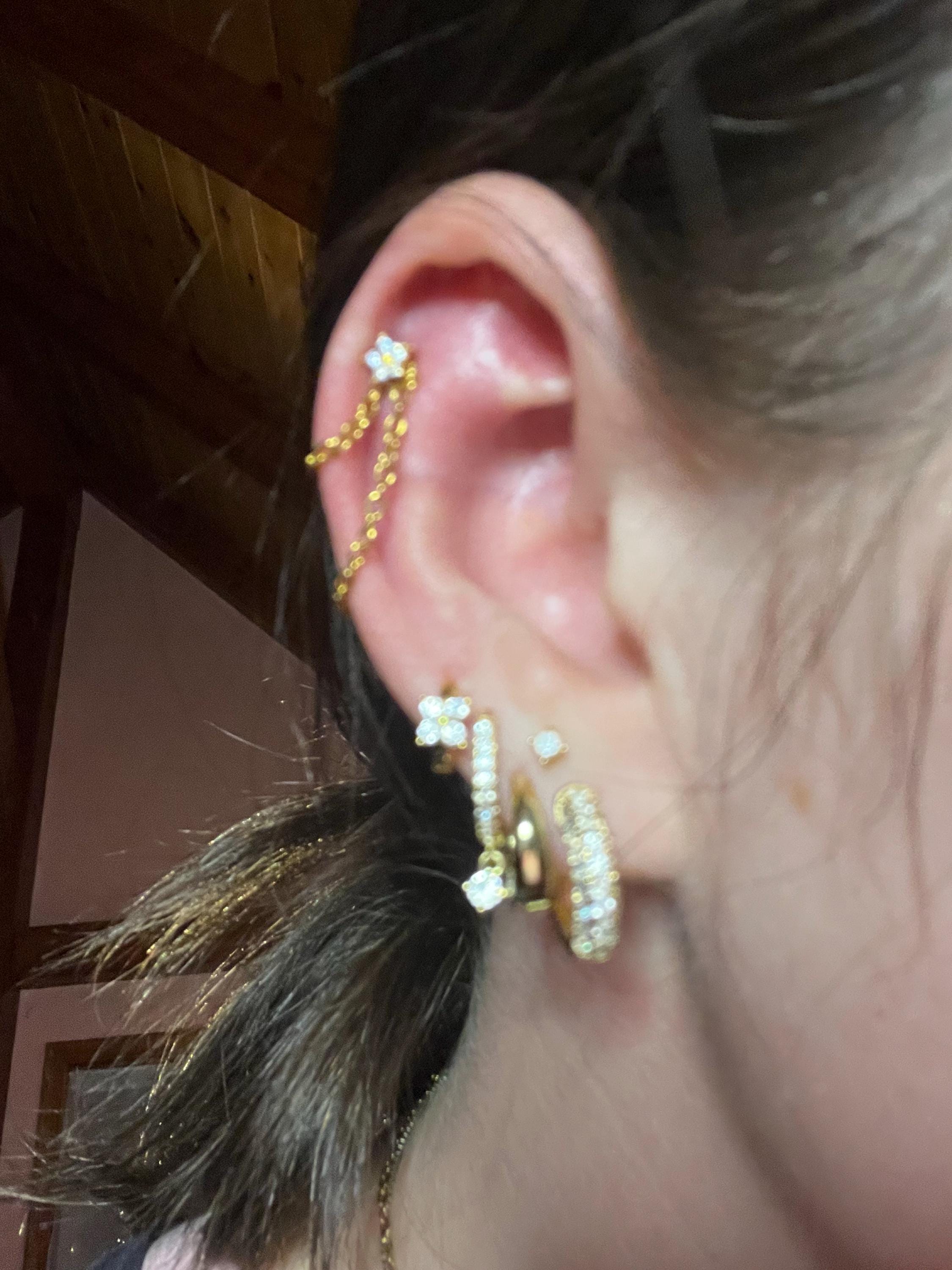 16g Dainty Flower helix double chain ear stud, Flat back chain hoop cartilage piercing earring 316l surgical steel, Labret bar(optional) 1pc