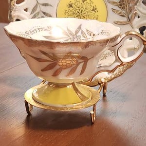 LYNETTE added a photo of their purchase