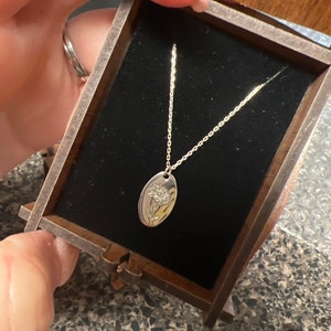 Alyssa added a photo of their purchase