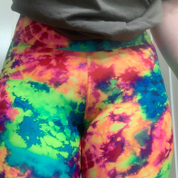 Neon Detail Exercise Leggings main image 1