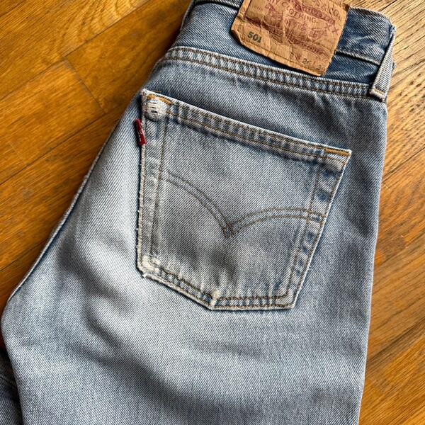 Levi's 501 straight denim pants for men, equivalent to w29 cotton blue type Vintage Second Hand main image 1