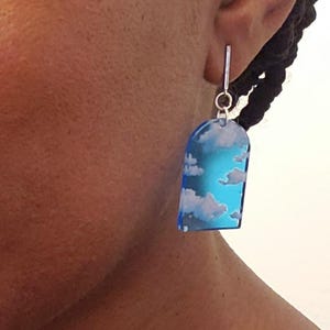 青空イヤリング、雲イヤリング、アクリルイヤリング、スターリング