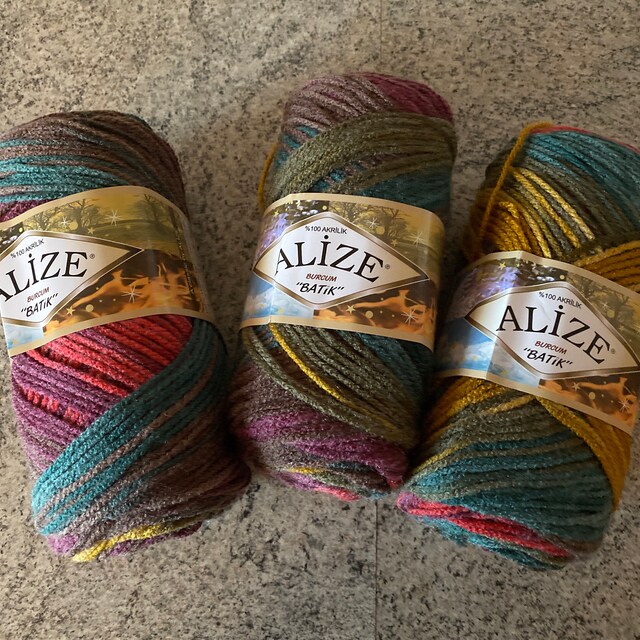 Alize Burcum Batik – 5 Gomitoli Di Lana 100% Acrilico – Colori Sfumati (500g / 1050m)