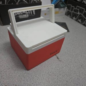 Zinn added a photo of their purchase