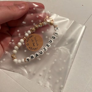 LParkin Blumenmädchen-Armband – Graviertes Perlenarmband Mit Herz-Anhänger