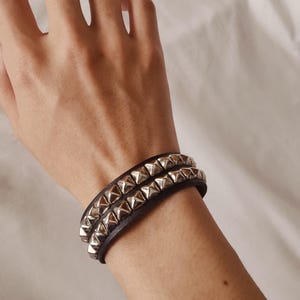 PRY Stannum Leather Bracelet 、Ring Premium Studded Leather Bracelet Wristband Cuff With 1/4
