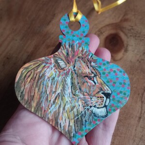 Georgina added a photo of their purchase