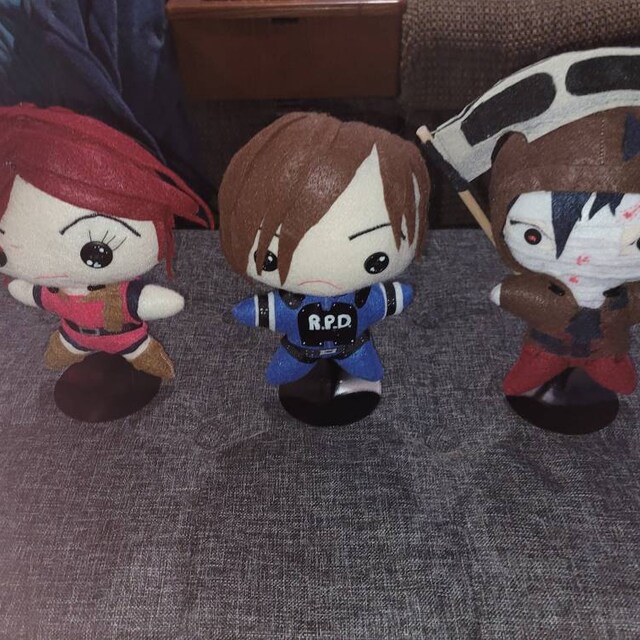 バイオハザード レオン・S・ケネディ ぬいぐるみ：RPD警官 - Etsy 日本