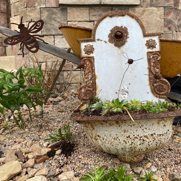 Rustic Wire Flowers With Bee on Rock Base Primitive Garden Art Wire and ...