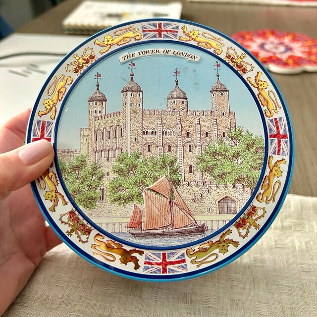Vintage Collectible Souvenir Porcelain U.S. States Plates