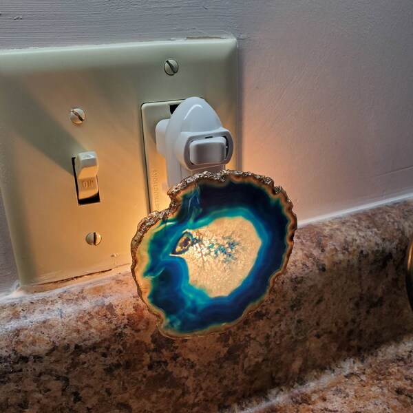 Brazilian Agate Night Light, Geode Crystal Lamp, Natural Stone Accent ...