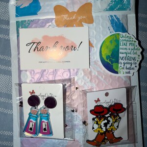 Lei added a photo of their purchase