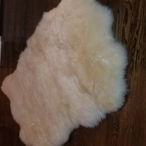 GIANT SHEEPSKIN Triple XXL White Throw Genuine Leather Sheep Skin 64 X ...