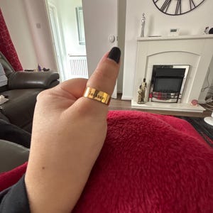 Iona lade till en bild av sitt köp
