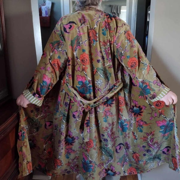 Floral Silk Velvet Kimono main image 1