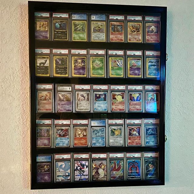 Aazon.co: Graded Sports Card Display Case Lockable,Trading Card