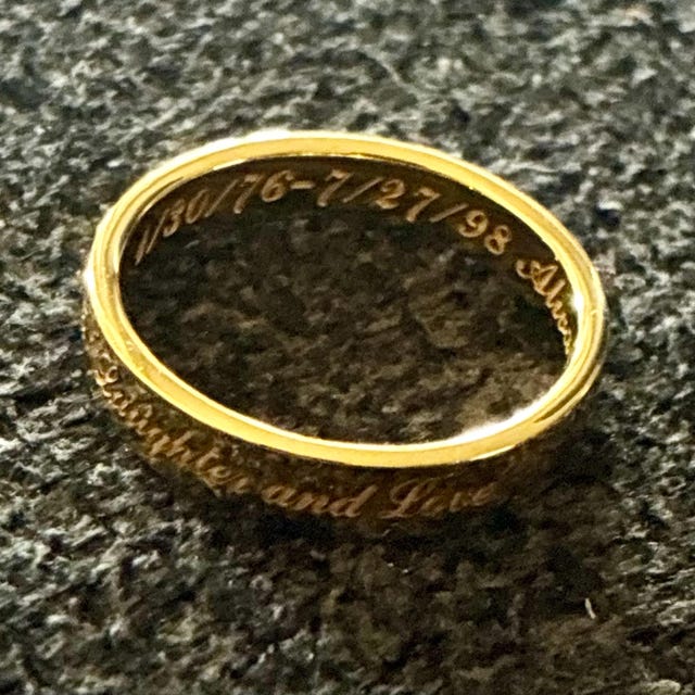 【Grace Personalized】RIAMリング Custom Oval Signet Ring by Gracepersonalized - Dainty