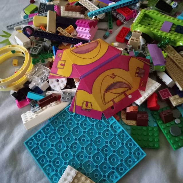 YOU SHOULDN'T GLUE YOUR LEGO SETS 🚫🚫 #lego #legosets #legocollection 